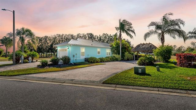 3234 GREAT HERON LOOP, Polk City, FL 33868