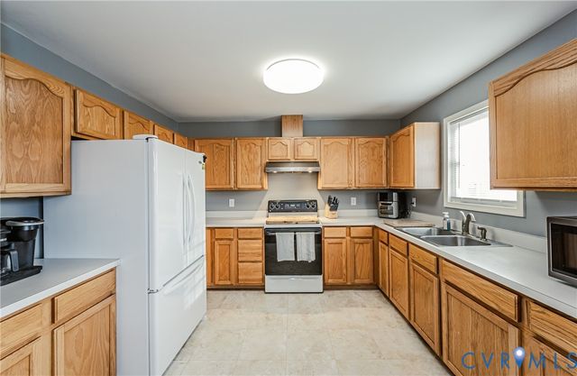 1595 Tallent Town Rd, Warsaw, VA 22572