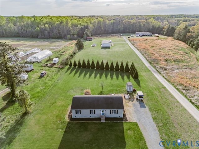 1595 Tallent Town Rd, Warsaw, VA 22572