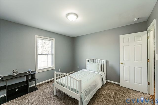1595 Tallent Town Rd, Warsaw, VA 22572