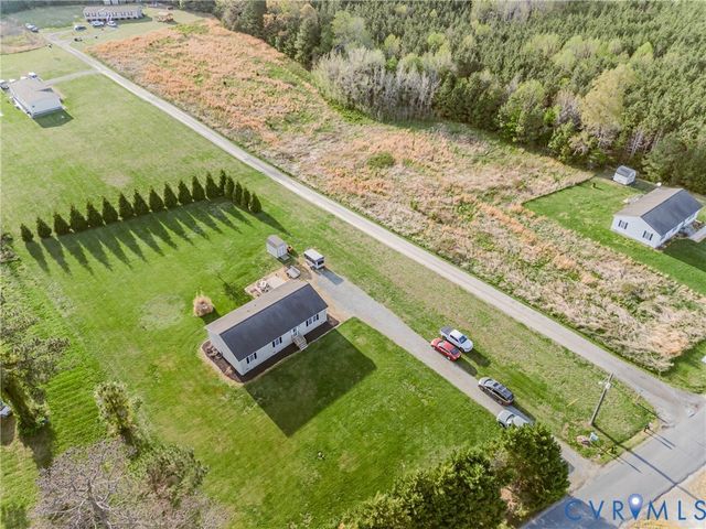 1595 Tallent Town Rd, Warsaw, VA 22572