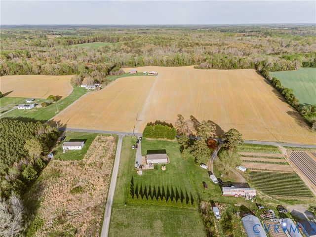 1595 Tallent Town Rd, Warsaw, VA 22572