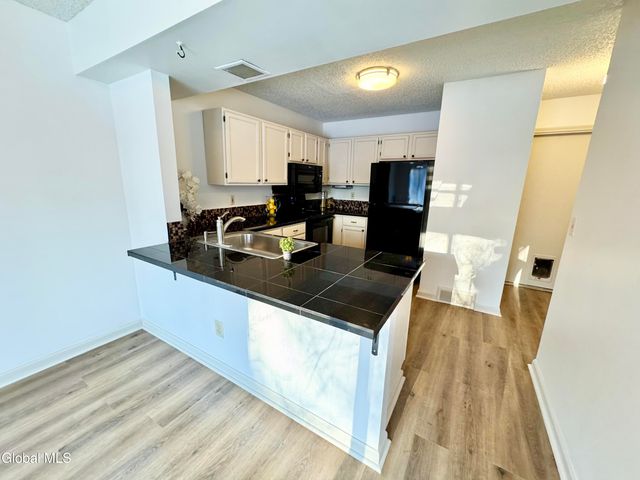 7 Brigantine Drive, Waterford, NY 12188