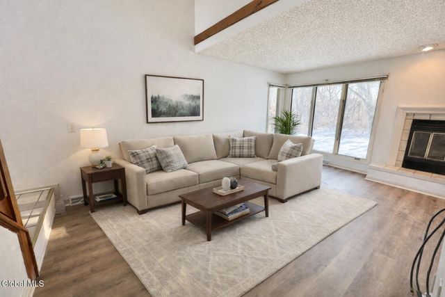 7 Brigantine Drive, Waterford, NY 12188