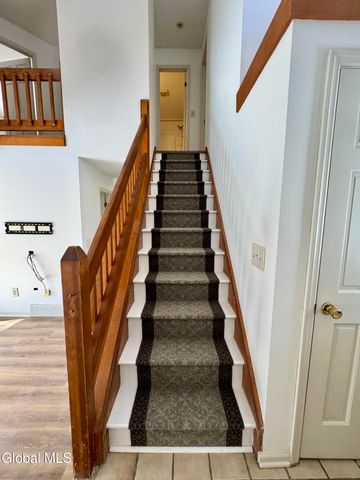 7 Brigantine Drive, Waterford, NY 12188