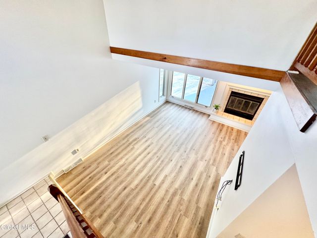 7 Brigantine Drive, Waterford, NY 12188