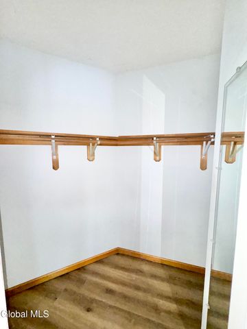 7 Brigantine Drive, Waterford, NY 12188