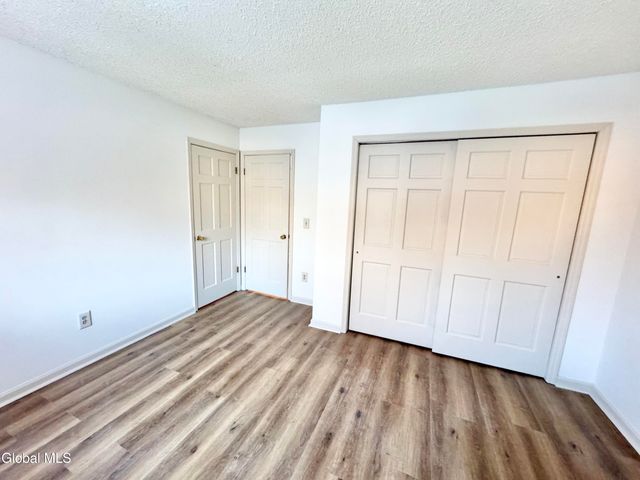 7 Brigantine Drive, Waterford, NY 12188