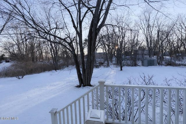 7 Brigantine Drive, Waterford, NY 12188