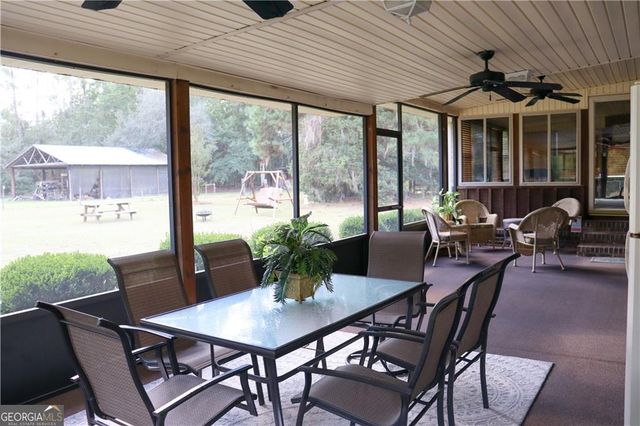 220 Arthur Knowles Road, Folkston, GA 31537