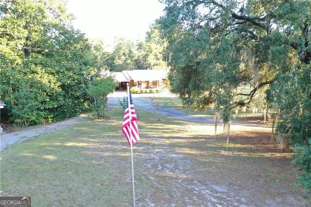 220 Arthur Knowles Road, Folkston, GA 31537