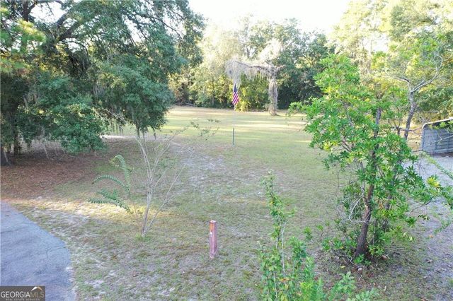 220 Arthur Knowles Road, Folkston, GA 31537