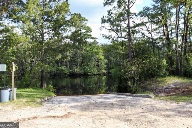 220 Arthur Knowles Road, Folkston, GA 31537