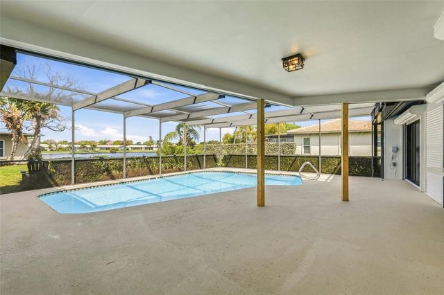 13779 PINECREST DRIVE, Largo, FL 33774