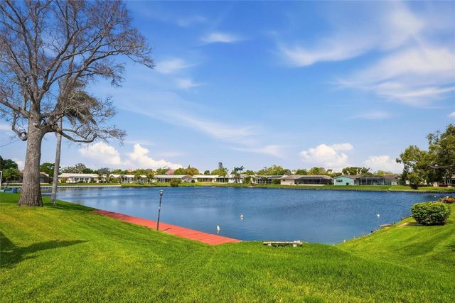 13779 PINECREST DRIVE, Largo, FL 33774