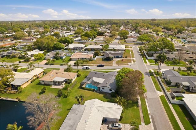 13779 PINECREST DRIVE, Largo, FL 33774