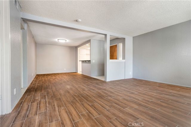 16581 Grunion 107, Huntington Beach, CA 92649