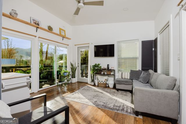 28 Maple Springs, Clayton, GA 30525