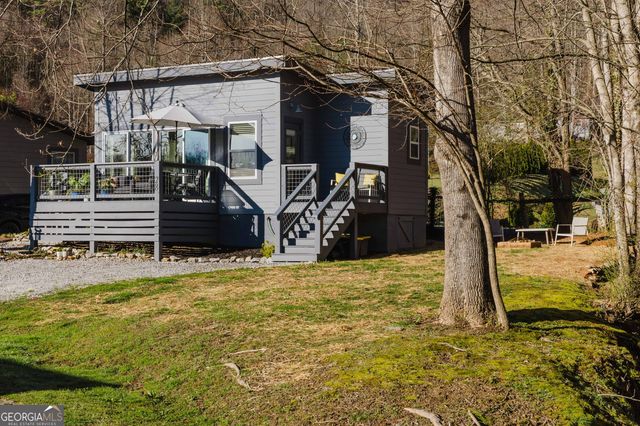 28 Maple Springs, Clayton, GA 30525