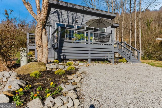 28 Maple Springs, Clayton, GA 30525