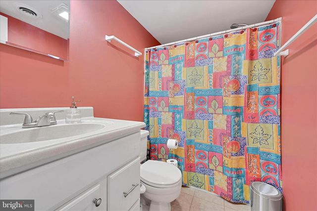 52-4 HOLLY DR, Reading, PA 19606