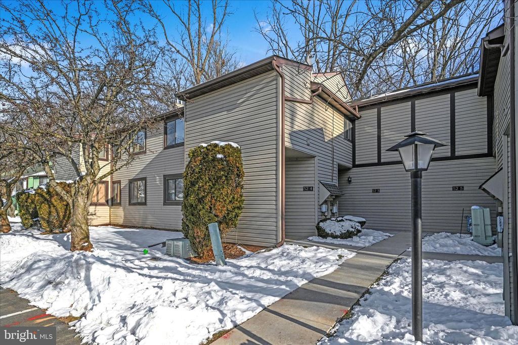 52-4 HOLLY DR, Reading, PA 19606