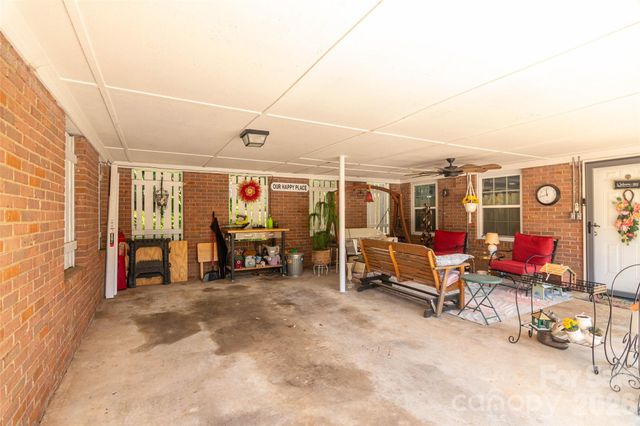 324 Country Club Circle, Shelby, NC 28150