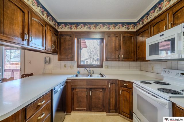 121 S William Avenue, Fremont, NE 68025