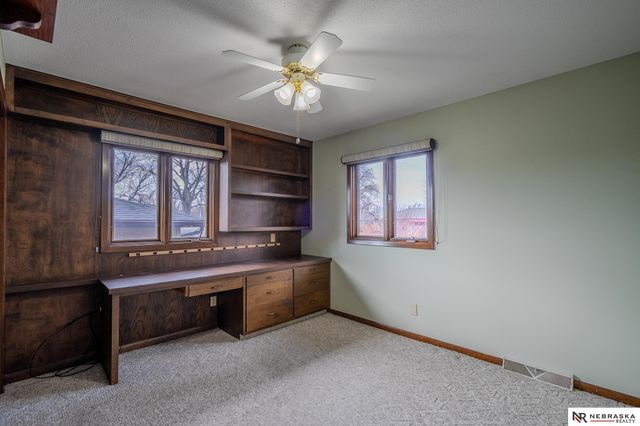 121 S William Avenue, Fremont, NE 68025