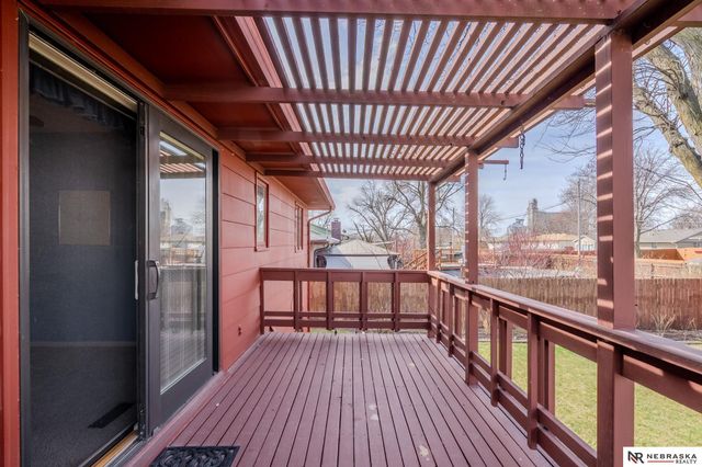 121 S William Avenue, Fremont, NE 68025