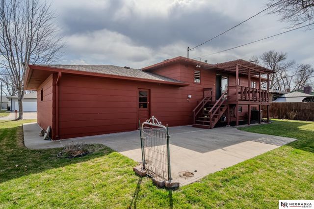 121 S William Avenue, Fremont, NE 68025