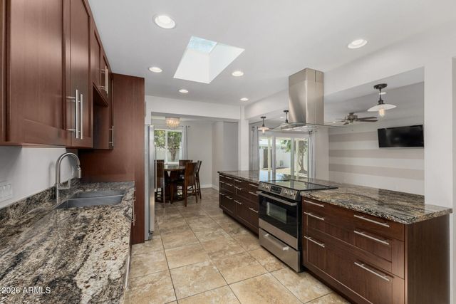 6283 E AVALON Drive, Scottsdale, AZ 85251