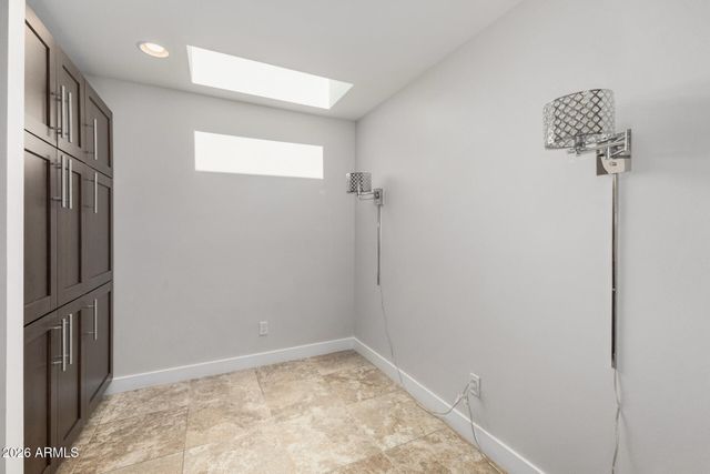 6283 E AVALON Drive, Scottsdale, AZ 85251