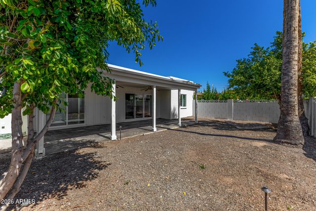 6283 E AVALON Drive, Scottsdale, AZ 85251