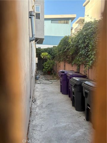223 E Eagle, Long Beach, CA 90806