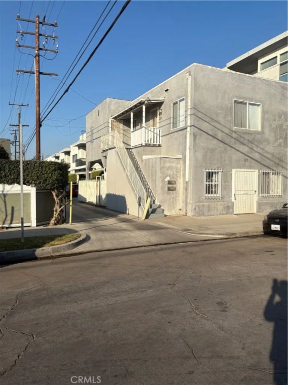 223 E Eagle, Long Beach, CA 90806