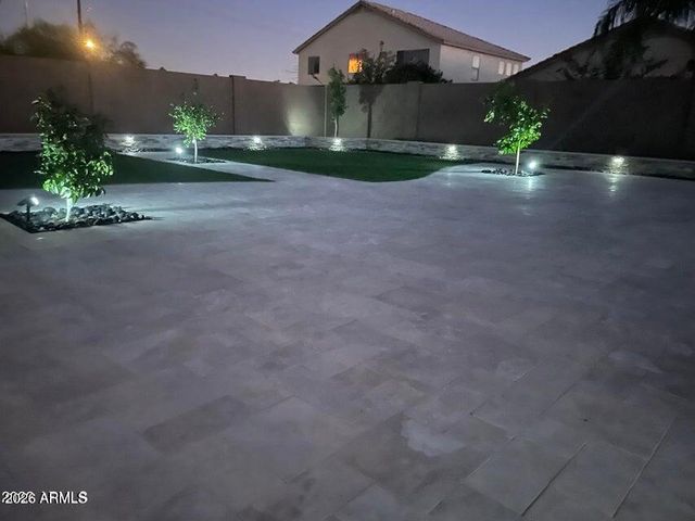 9115 W GLENROSA Avenue, Phoenix, AZ 85037