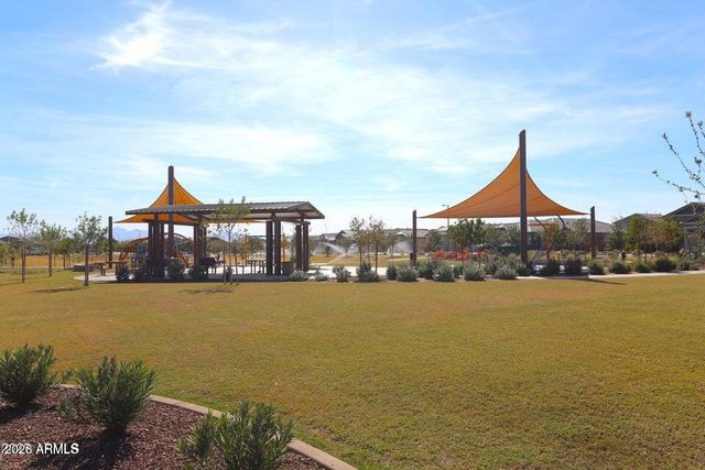 9115 W GLENROSA Avenue, Phoenix, AZ 85037