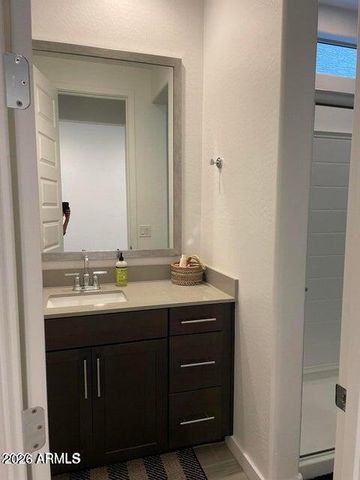 9115 W GLENROSA Avenue, Phoenix, AZ 85037