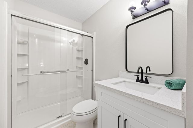 1915 Leander, San Antonio, TX 78251