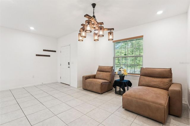 1995 5TH AVENUE, Deland, FL 32724
