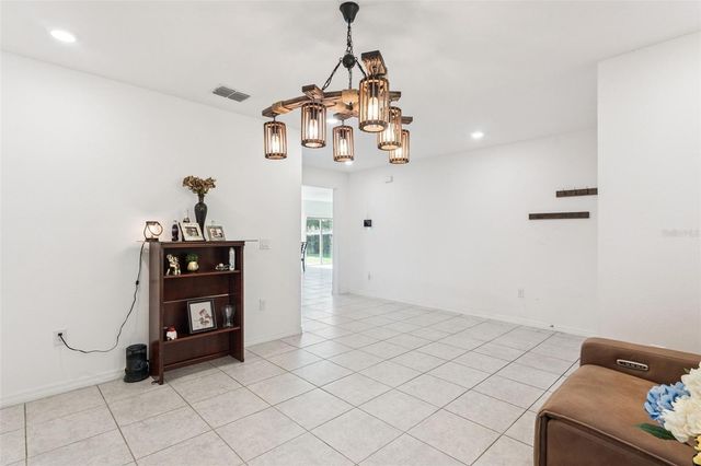 1995 5TH AVENUE, Deland, FL 32724
