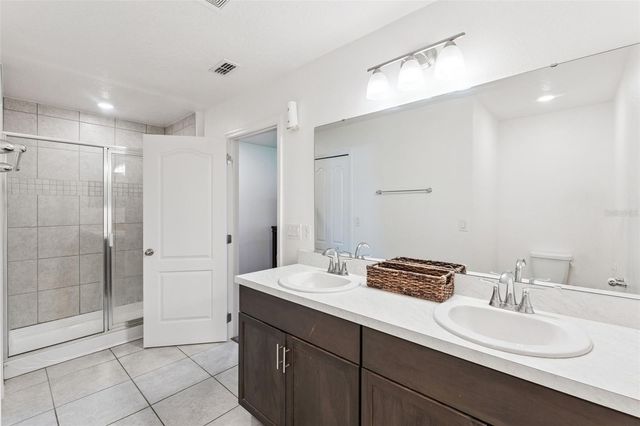 1995 5TH AVENUE, Deland, FL 32724