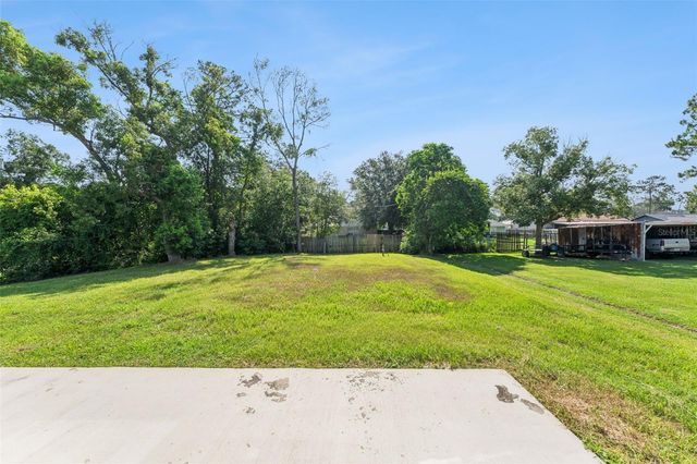 1995 5TH AVENUE, Deland, FL 32724