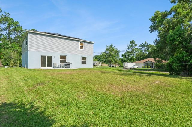 1995 5TH AVENUE, Deland, FL 32724