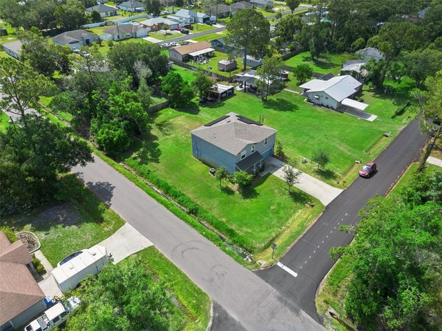 1995 5TH AVENUE, Deland, FL 32724