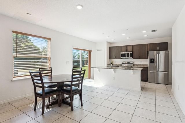 1995 5TH AVENUE, Deland, FL 32724
