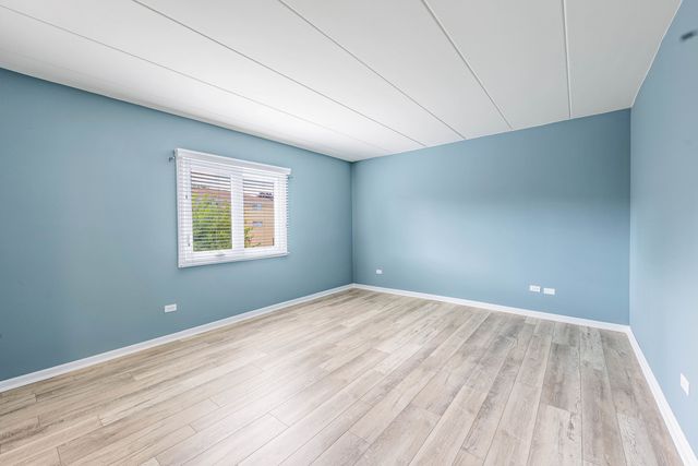 10330 Mayfield Avenue 2N, Oak Lawn, IL 60453