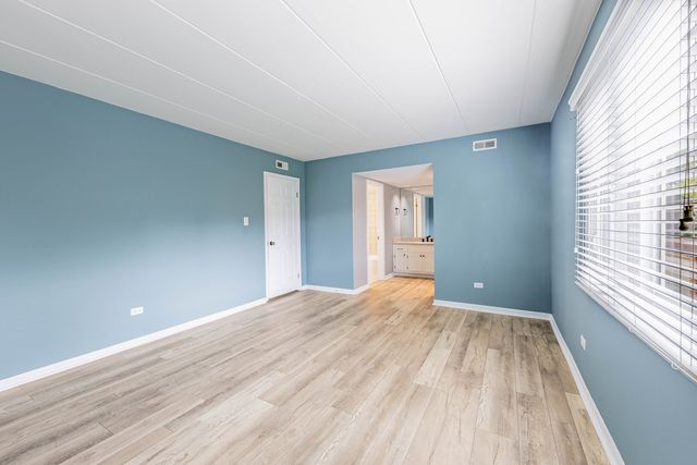 10330 Mayfield Avenue 2N, Oak Lawn, IL 60453