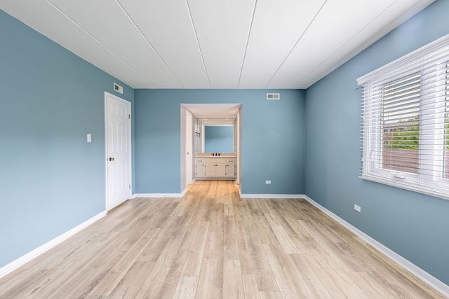 10330 Mayfield Avenue 2N, Oak Lawn, IL 60453